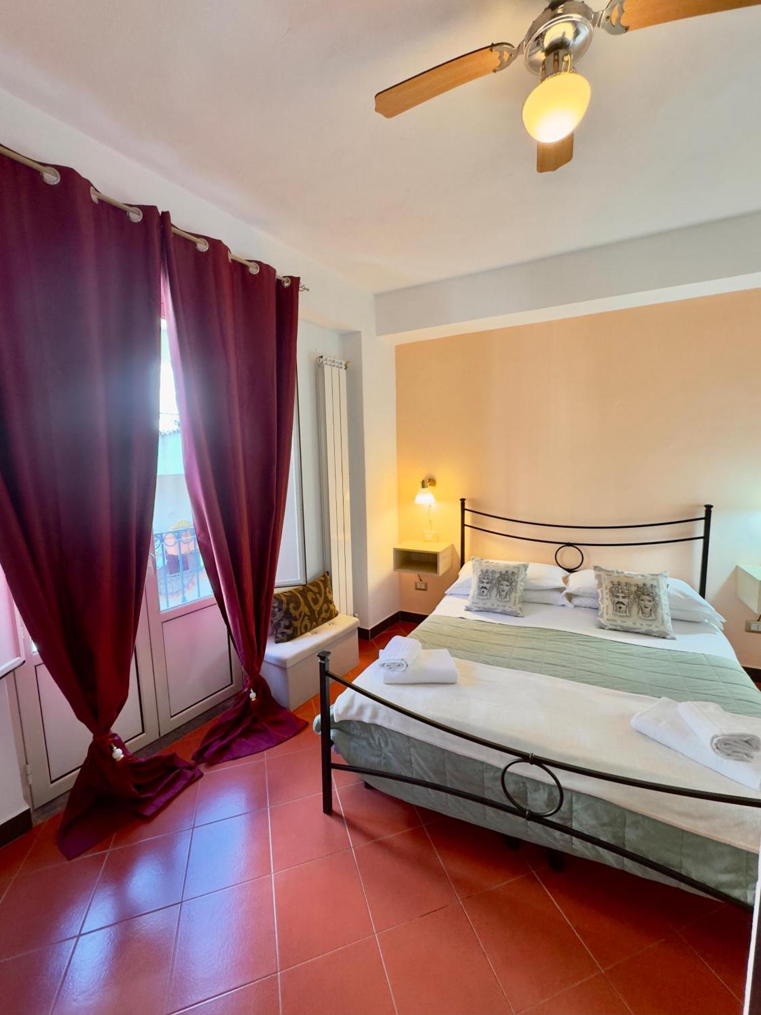 Bed and Breakfast Taormina'S Sun Zewnętrze zdjęcie